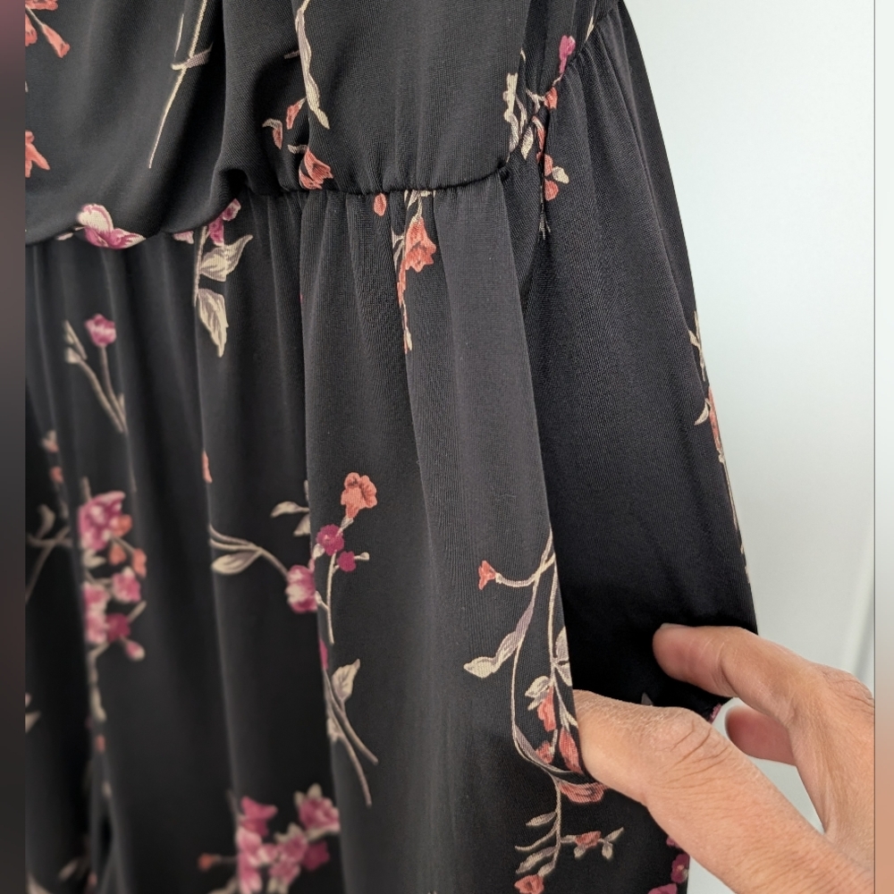Kaileigh Sleeveless Black Floral Jumpsuit M - Picture 6 of 6